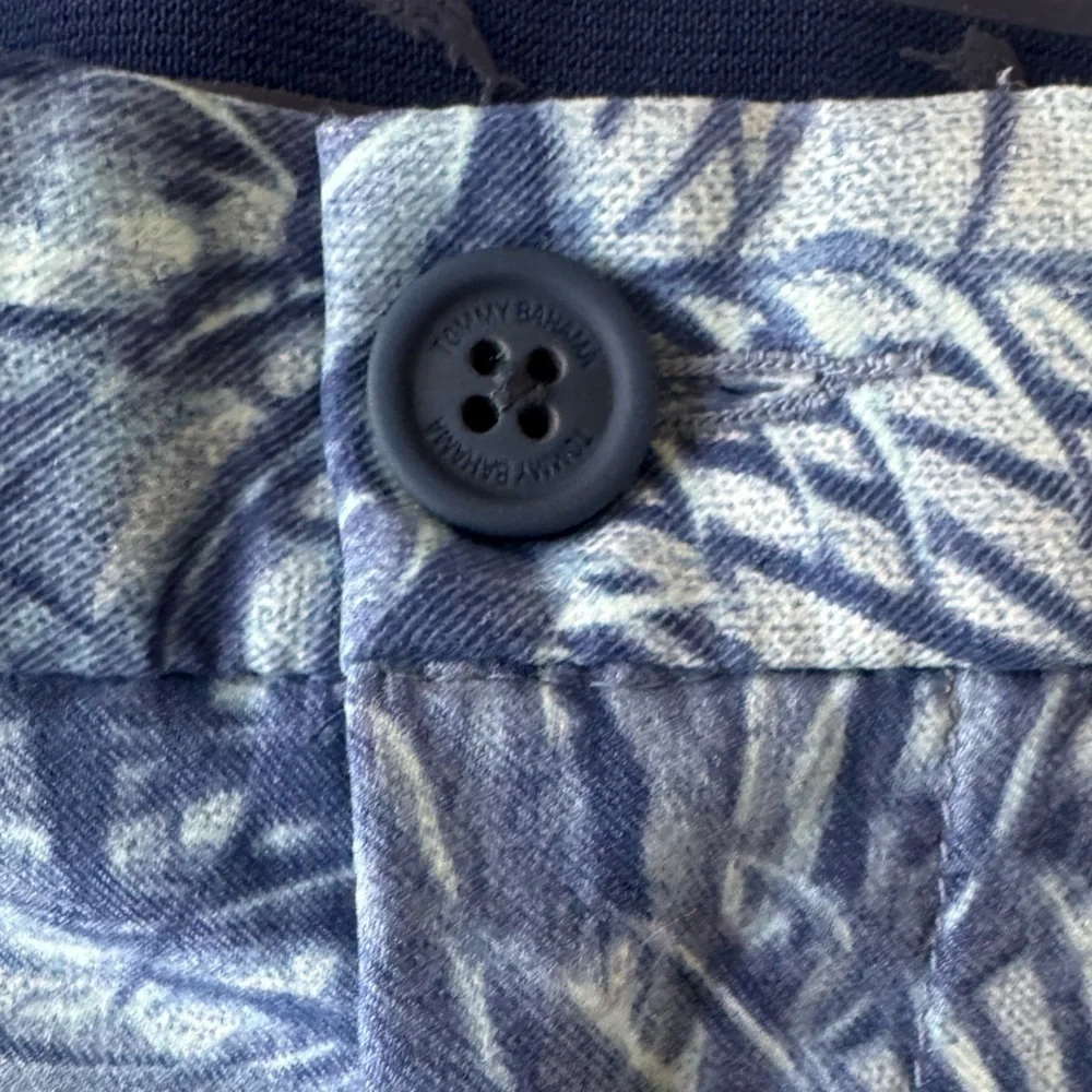 Tommy Bahama Blue Tropical Hybrid Swim Trunks SZ 38